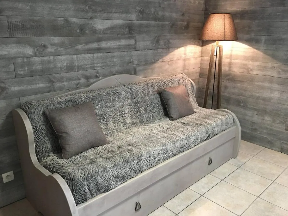 Chalet Renove 7 Pers, 2 Chambres, Parking, Animaux Admis - Fr-1-504-68 Le Devoluy 0*,  France